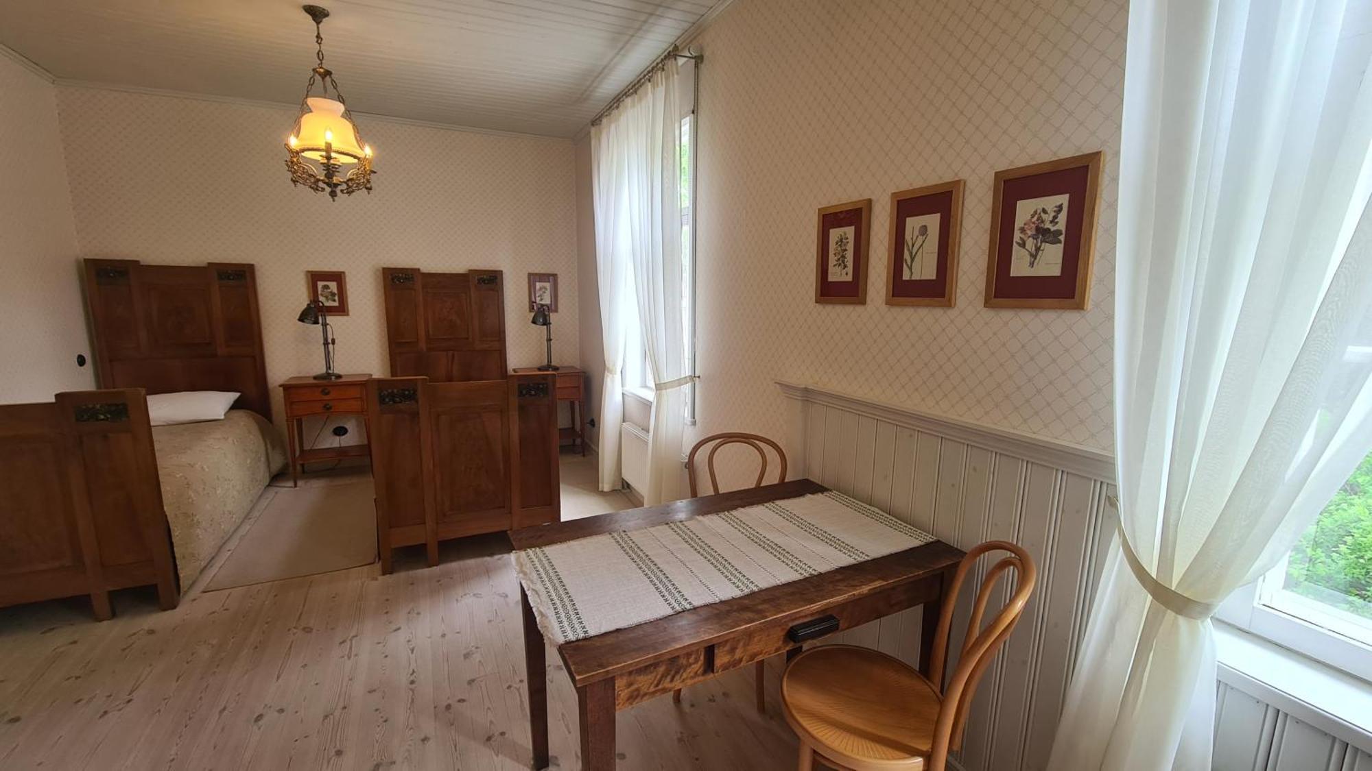 Lahe Guesthouse Haapsalu Ngoại thất bức ảnh